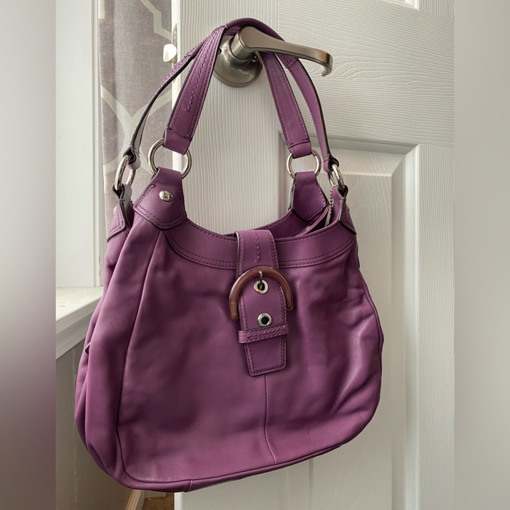 NWOT - COACH SOHO Leather Purple Hobo Buckle Handbag Shoulder Bag 17219
